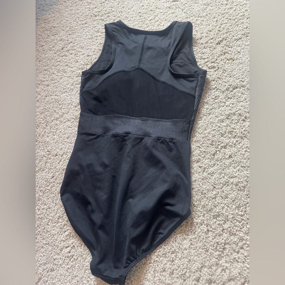 Women's Black faux leather dance leotard Medium